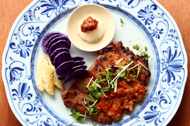 白馬豚の鬼灯味噌漬け焼き